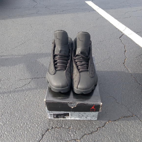 Air Jordan 13 Retro,  Black Cat - Picture 2 of 5